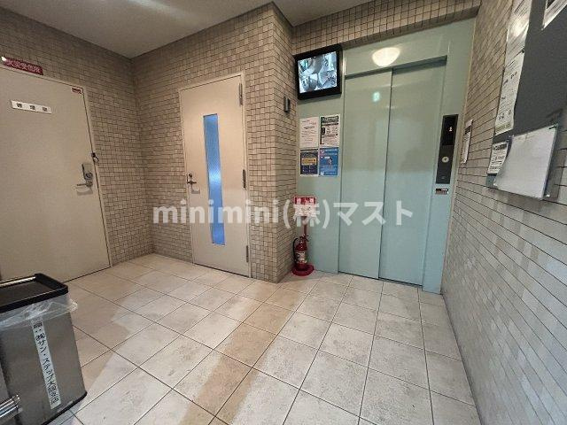大阪市中央区瓦町４丁目の賃貸マンションのロビー