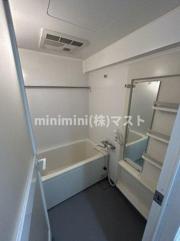大阪市中央区瓦町４丁目の賃貸マンションの浴室
