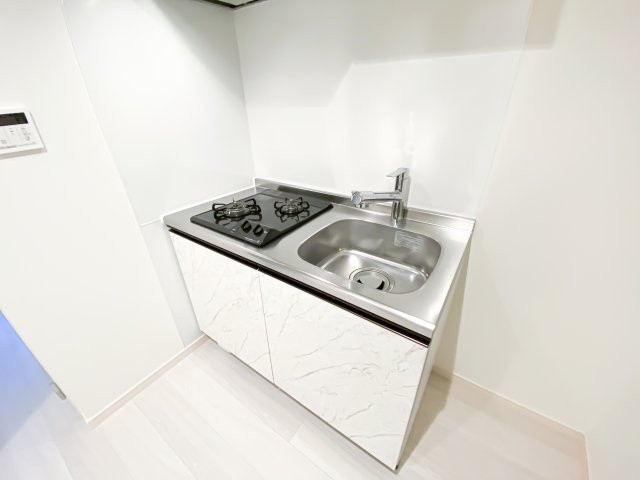 サヴォイ ル・ミラドール　12階のキッチン|別号室のものになります。現状優先。