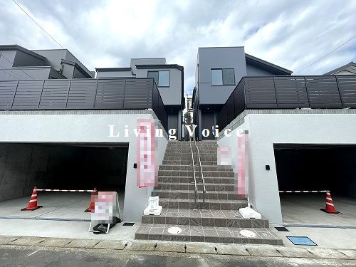 【周辺】 | 藤沢市藤が岡3丁目　新築一戸建て　Ａ号棟　全2棟 | 全体　藤沢市藤が岡3丁目　新築一戸建て　全2棟