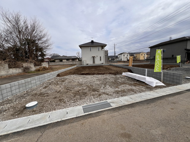 新築　太田市鶴生田町第4　Livele  Garden.S　1号棟の駐車場|　駐車スペースは並列3台分可能です！

