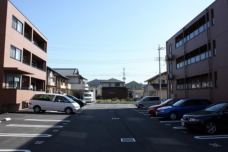 プレミアムツイン高崎の駐車場|駐車場最大3台可能