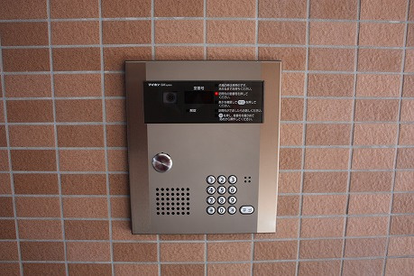 プレミアムツイン高崎のエントランス|オートロックエントランス