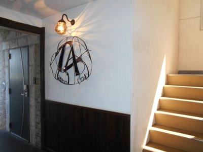 【エントランス】 | SevenFour（セブンフォー）