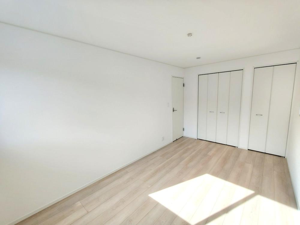 壬生町表町　新築戸建1の洋室