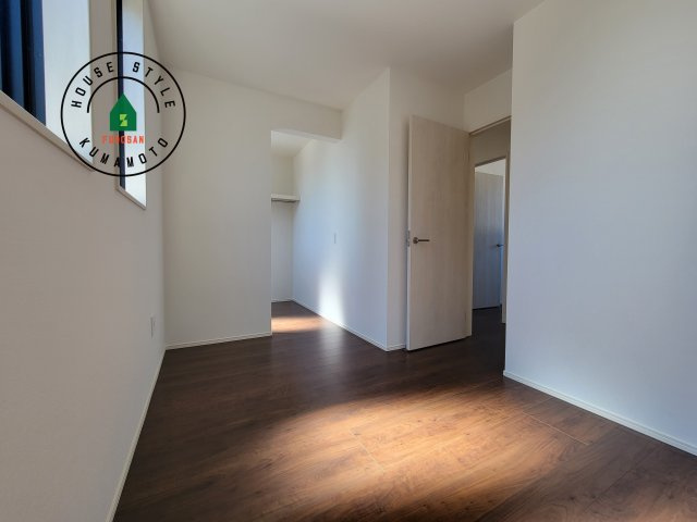 熊本市東区新外3丁目第1-2棟（1号棟）　の子供部屋|穏やかな光が差し込む室内には、穏やかな時間が流れます。