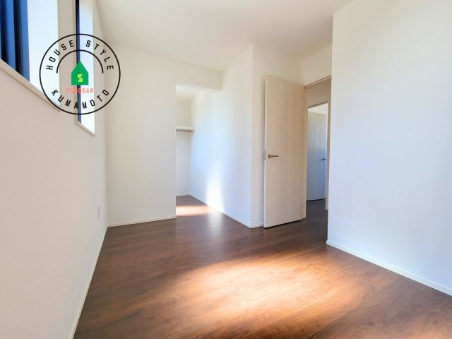 熊本市東区新外3丁目第1-2棟（1号棟）　の子供部屋|穏やかな光が差し込む室内には、穏やかな時間が流れます。