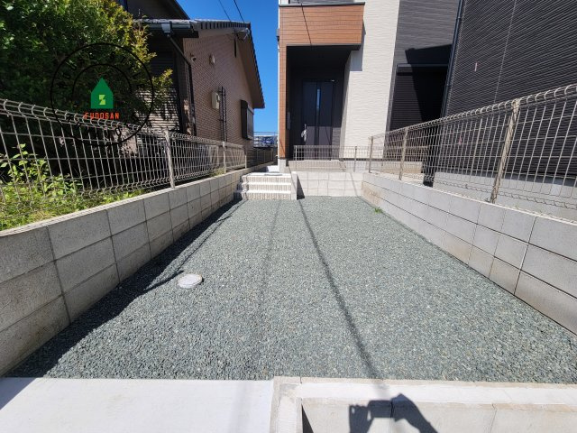 熊本市東区新外3丁目第1-2棟（1号棟）　の庭|お庭で自由な時間を過ごせます。