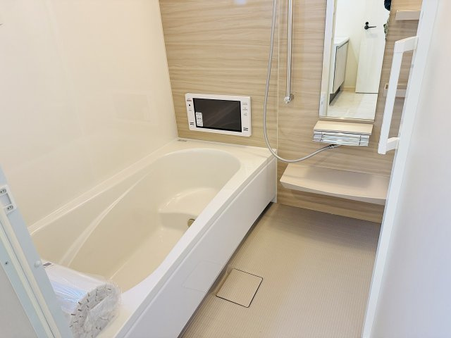 八王子市　絹ケ丘　新築一戸建て　５期の浴室|～のびのびくつろげるバスルーム　１日の締めくくりに癒やしのバスタイムを～