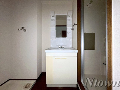 【洗面所】 | ボヌール新栄 | スペースが確保できる洗面所です