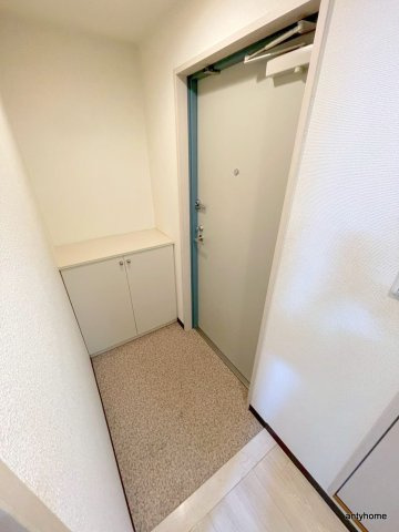 アビテ北御堂　仲介手数料無料の玄関