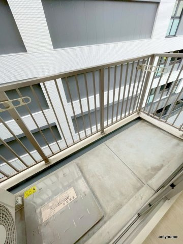アビテ北御堂　仲介手数料無料のバルコニー