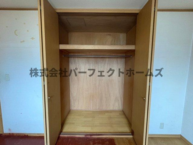 昭栄町戸建　賃貸の収納|便利な収納スペースです
