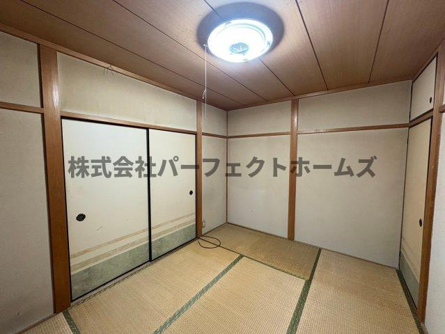 昭栄町戸建　賃貸の和室|和室ならではの温かな和の空間で寛ぎの時間を過ごせます