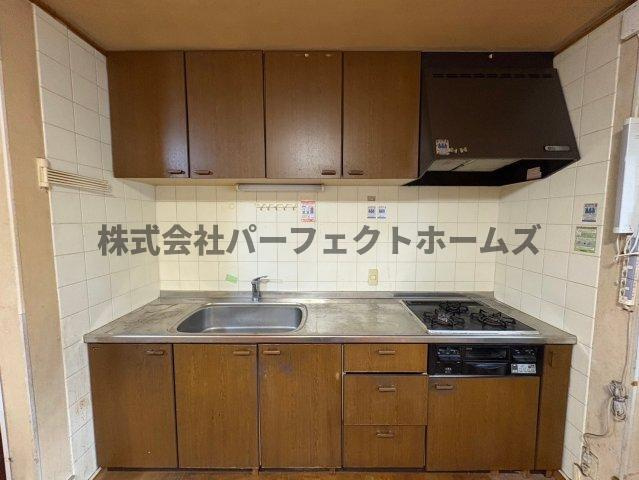 昭栄町戸建　賃貸のキッチン|キッチンでお料理をお楽しみください