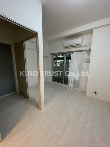 セレーノ南森町の居間・リビング|ゆったりとした居間です