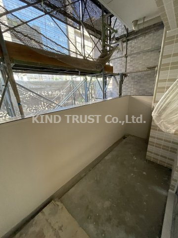 セレーノ南森町のバルコニー|外からの目が気にならないバルコニーで洗濯物が干せます