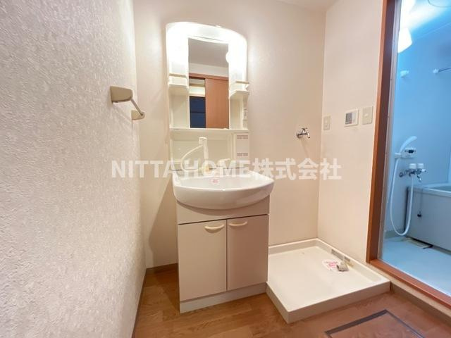 レジオン・ド’ヌールの設備|室内洗濯機置き場も設置済み＊
