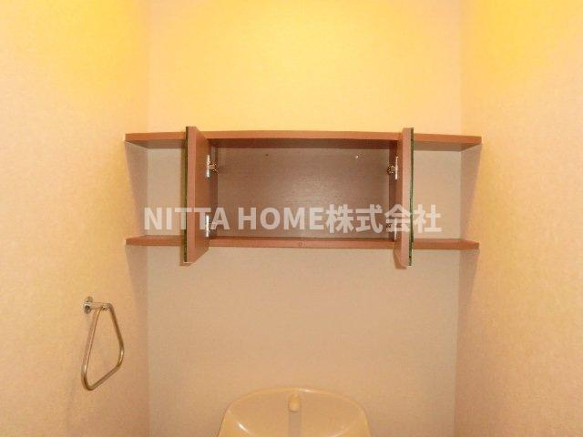 レジオン・ド’ヌールのトイレ|トイレ収納が付いています＊
