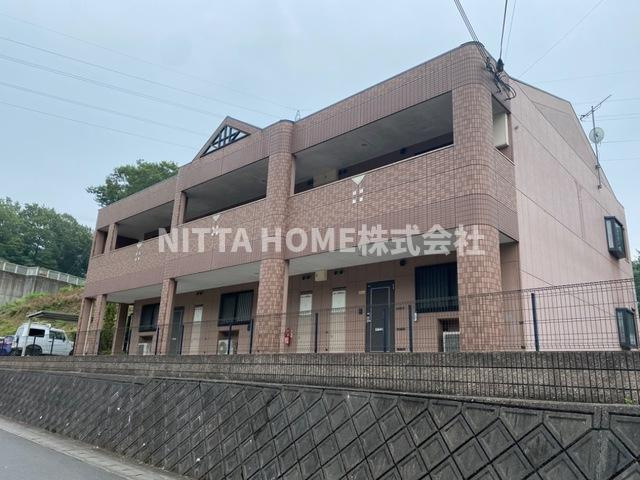 レジオン・ド’ヌールの駐車場|敷地内に駐車場も完備★