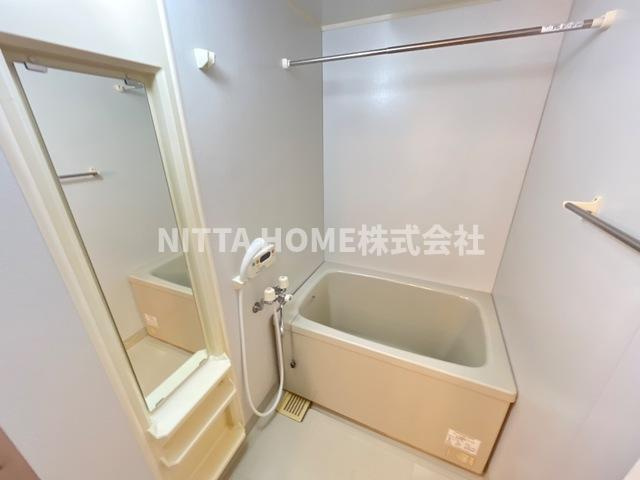 レジオン・ド’ヌールの浴室|綺麗なバスルーム♪
