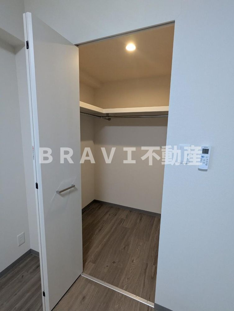 シークレフ北浜 BRAVI不動産の収納