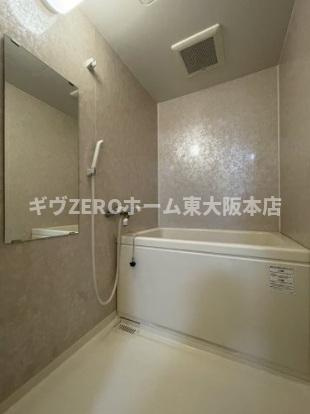クレストコート難波サウスの浴室