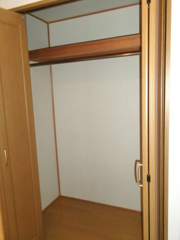 ポコアポコ明石鍛冶屋町Ⅴ番館の収納