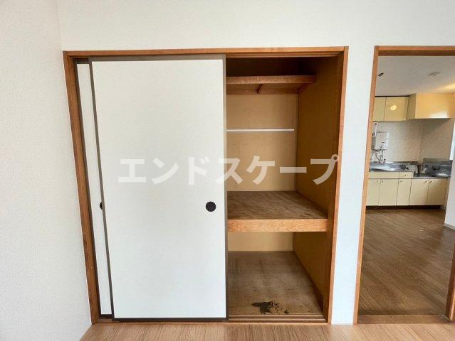メゾンファミールの収納|高崎、前橋、伊勢崎エリアのお部屋探しはエンドスケープまで！お客様の理想お聞かせ下さい♪
