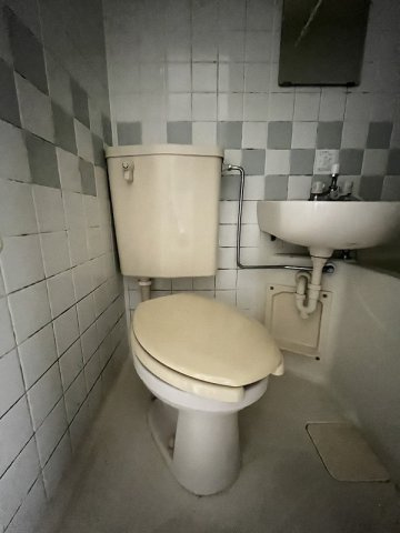 シティアリーナ阿波座西のトイレ|※別号室参考写真
