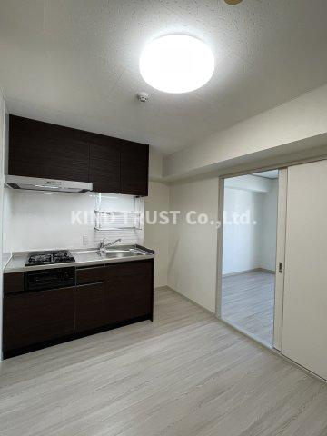 ローズコーポ天満東の居間・リビング|ゆったり過ごせる居間です