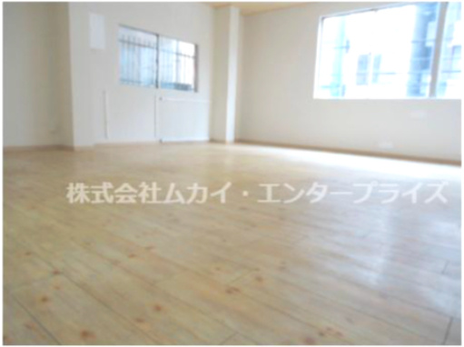 清酒ビルの内装|きれいな内装です