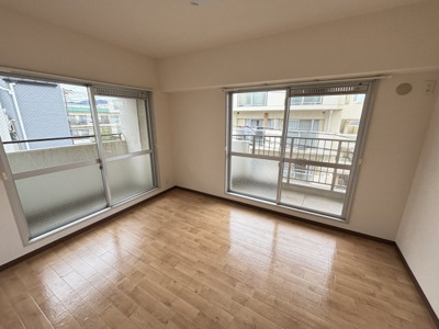 【洋室】 | ローレル東尻池