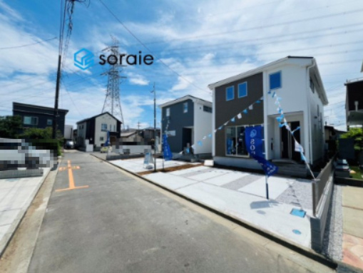 狭山市北入曽1期1号棟　新築戸建　アーバンスタイルの前面道路含む現地写真