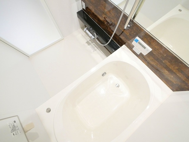 シャーメゾン生駒東新町の浴室