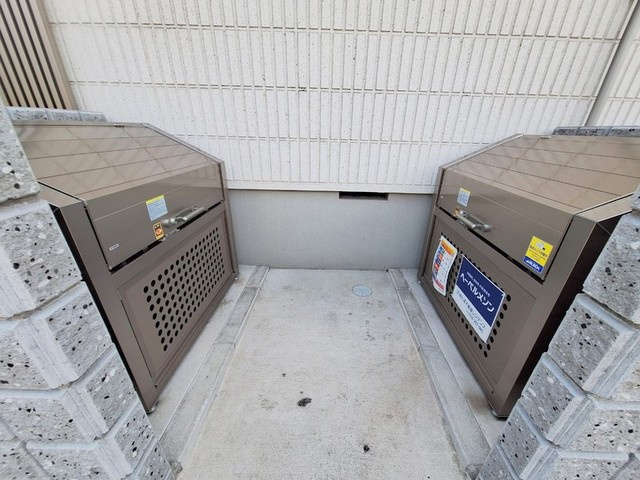 ｐｕｒｅ　ｐｏｒｔ　ピュアポートのその他共用部分|★ごみストッカー★