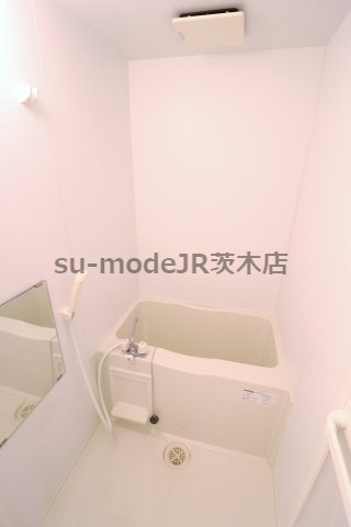 ピュア茨木の浴室