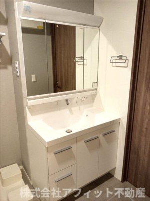【洗面所】 | D-residence明治町東 | 洗髪洗面化粧台