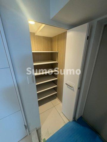 Wonnal堺筋本町(ワンナルサカイスジホンマチ)の収納|たっぷりとした収納スペースです