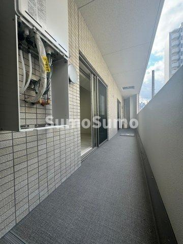 Wonnal堺筋本町(ワンナルサカイスジホンマチ)のバルコニー|外からの目が気にならないバルコニーで洗濯物が干せます