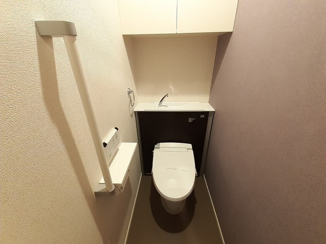 ☆温水洗浄便座付きトイレ☆