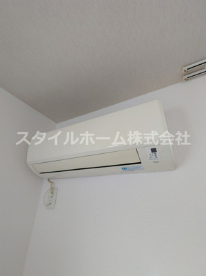 【設備】 | ルネス小松 | 別部屋写真です。