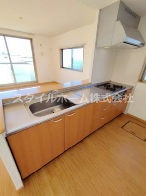 【キッチン】 | ルネス小松 | 別部屋写真です。