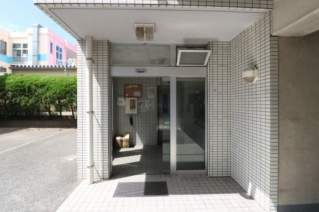 オリエンタル小倉北第二の外観|落ち着いた雰囲気の外観です