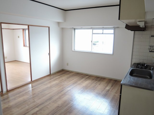 オリエンタル小倉北第二の居間・リビング|リビングです