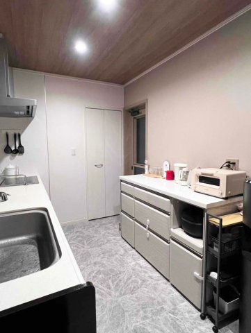 福岡県粕屋郡久山町狩野 中古戸建のキッチン|お料理しやすいキッチンです