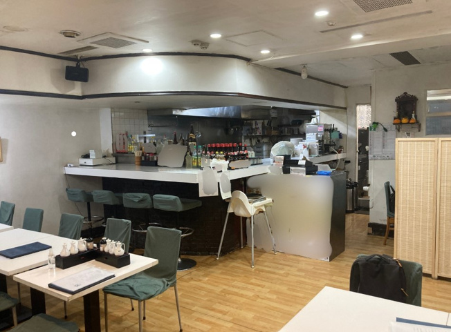 【ロビー】 | 吉祥寺駅徒歩3分 貸店舗 地下1階 27.14坪 中華居抜き