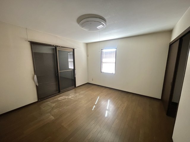 【中古戸建】佐波郡玉村町の洋室|■洋室