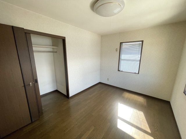 【中古戸建】佐波郡玉村町の洋室|■洋室