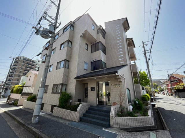 プリメーラリヨンの外観